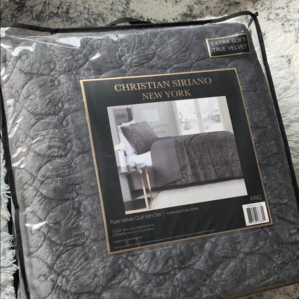 Christian Siriano Pure Velvet Quilt Mini Set